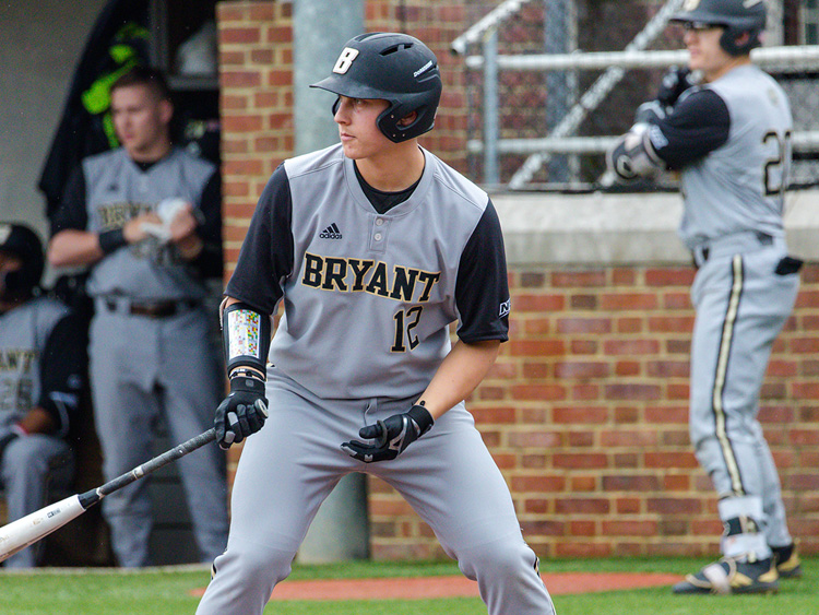 Chris Wright, Bryant